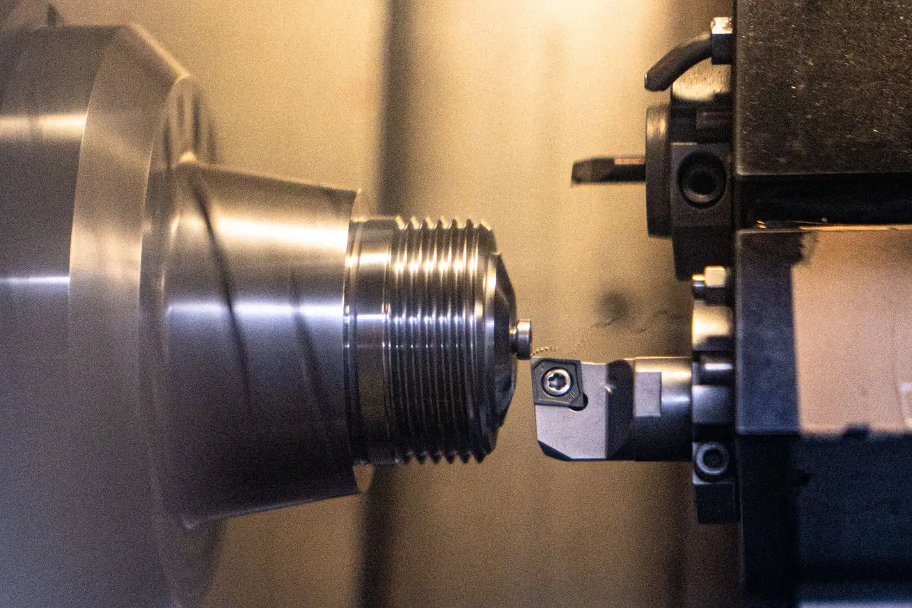 Tool machining of a metal part by cnc turning technology